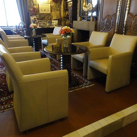 Hotel De La Croix D'Or 아브랑슈 외부 사진