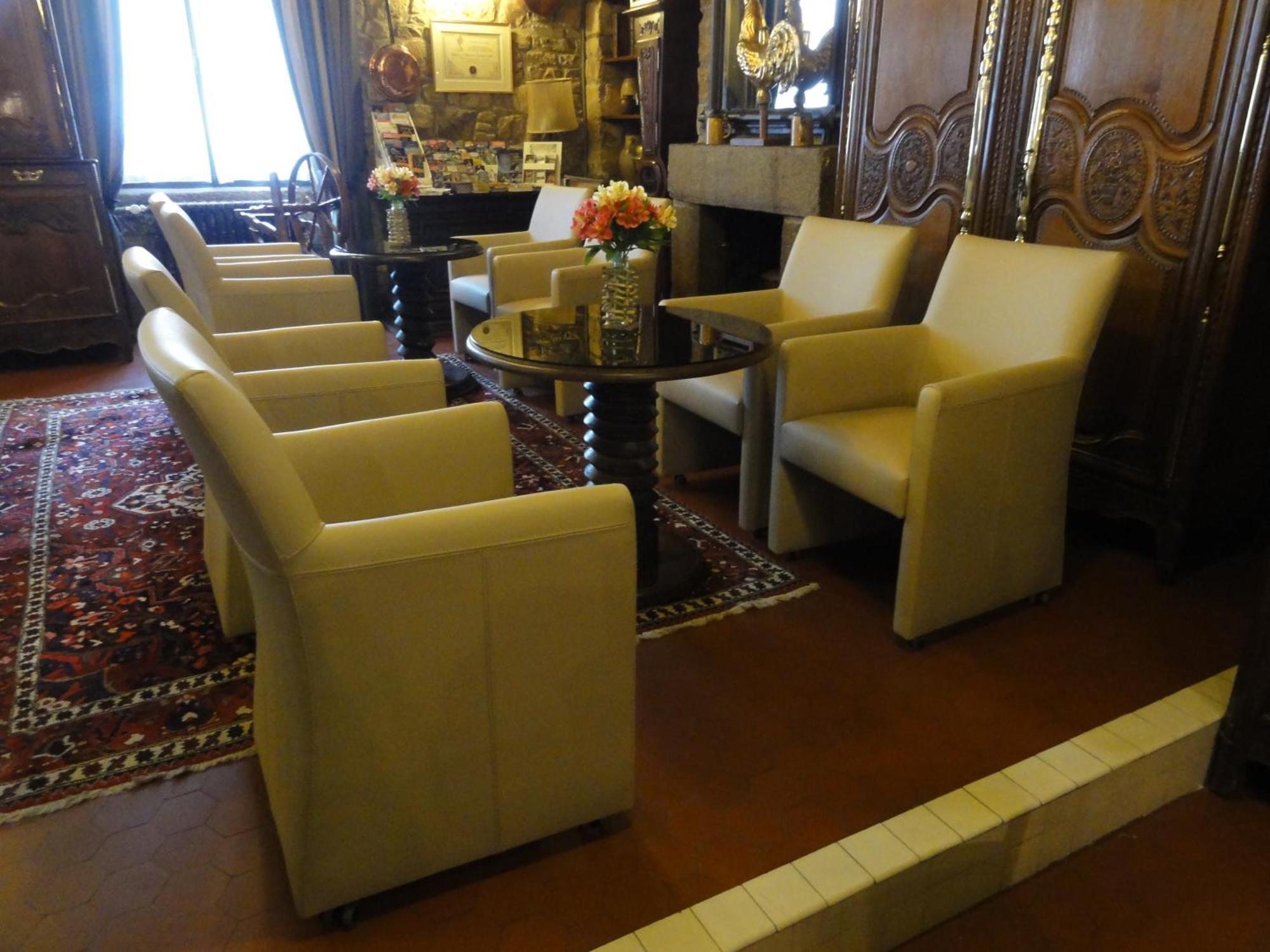 Hotel De La Croix D'Or 아브랑슈 외부 사진