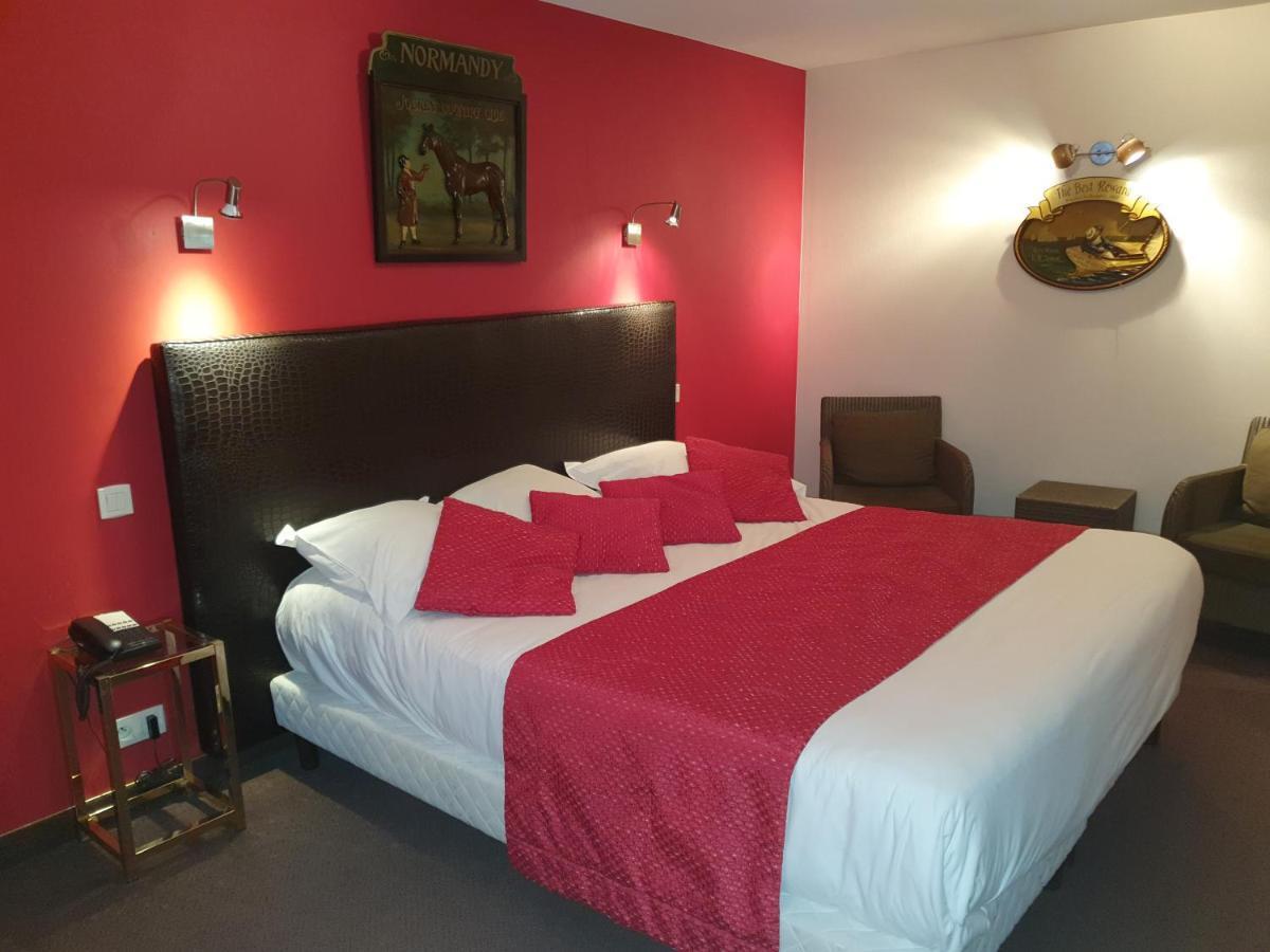 Hotel De La Croix D'Or 아브랑슈 외부 사진