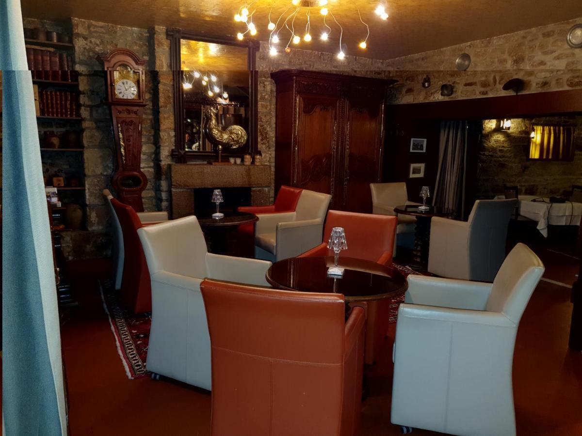 Hotel De La Croix D'Or 아브랑슈 외부 사진